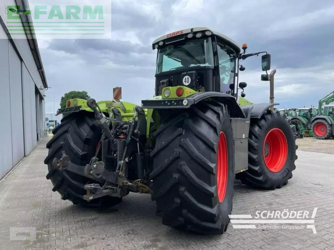 CLAAS xerion 4500 - Tracteur agricole: photos 3 CLAAS xerion 4500 - Tracteur agricole: photos 3