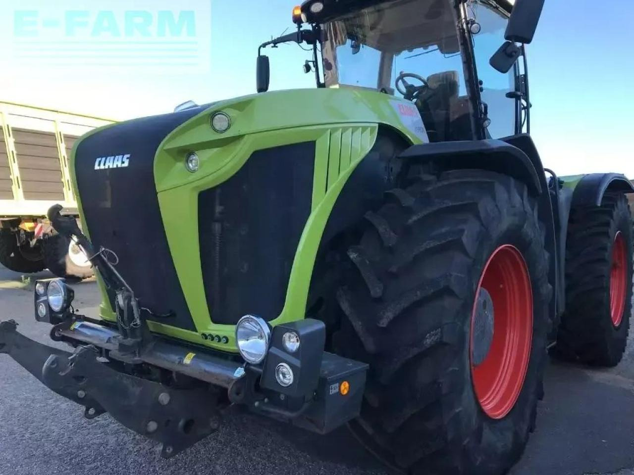 CLAAS xerion 4500 vc - Tracteur agricole: photos 1 CLAAS xerion 4500 vc - Tracteur agricole: photos 1