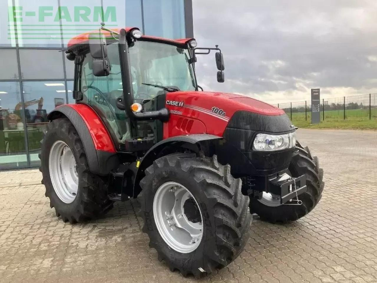 Case-IH farmall 100a - Tracteur agricole: photos 2 Case-IH farmall 100a - Tracteur agricole: photos 2