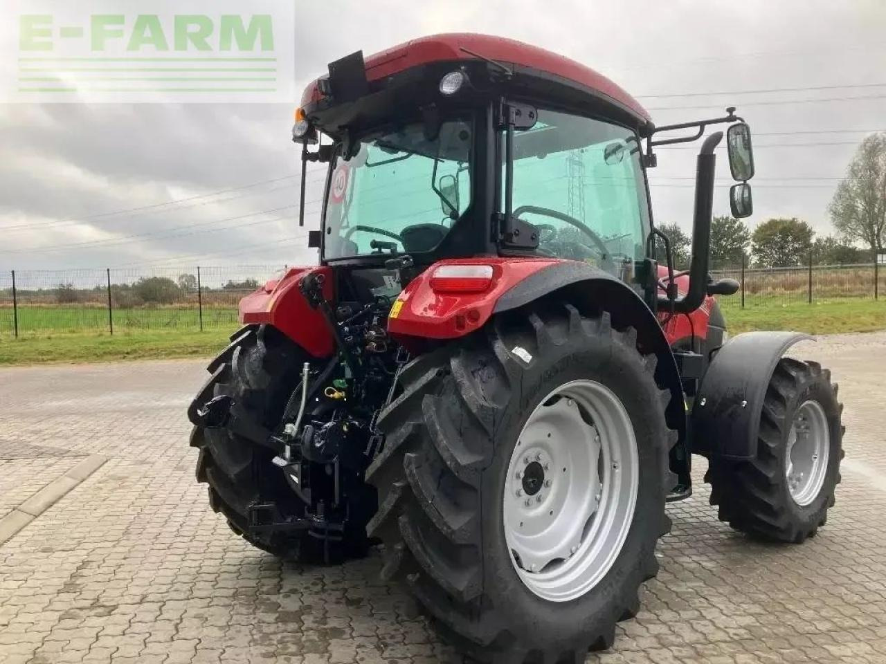 Case-IH farmall 100a - Tracteur agricole: photos 3 Case-IH farmall 100a - Tracteur agricole: photos 3