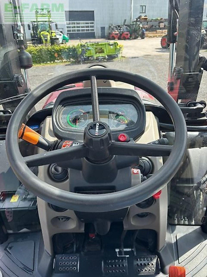 Case-IH farmall 110 c - Tracteur agricole: photos 3 Case-IH farmall 110 c - Tracteur agricole: photos 3