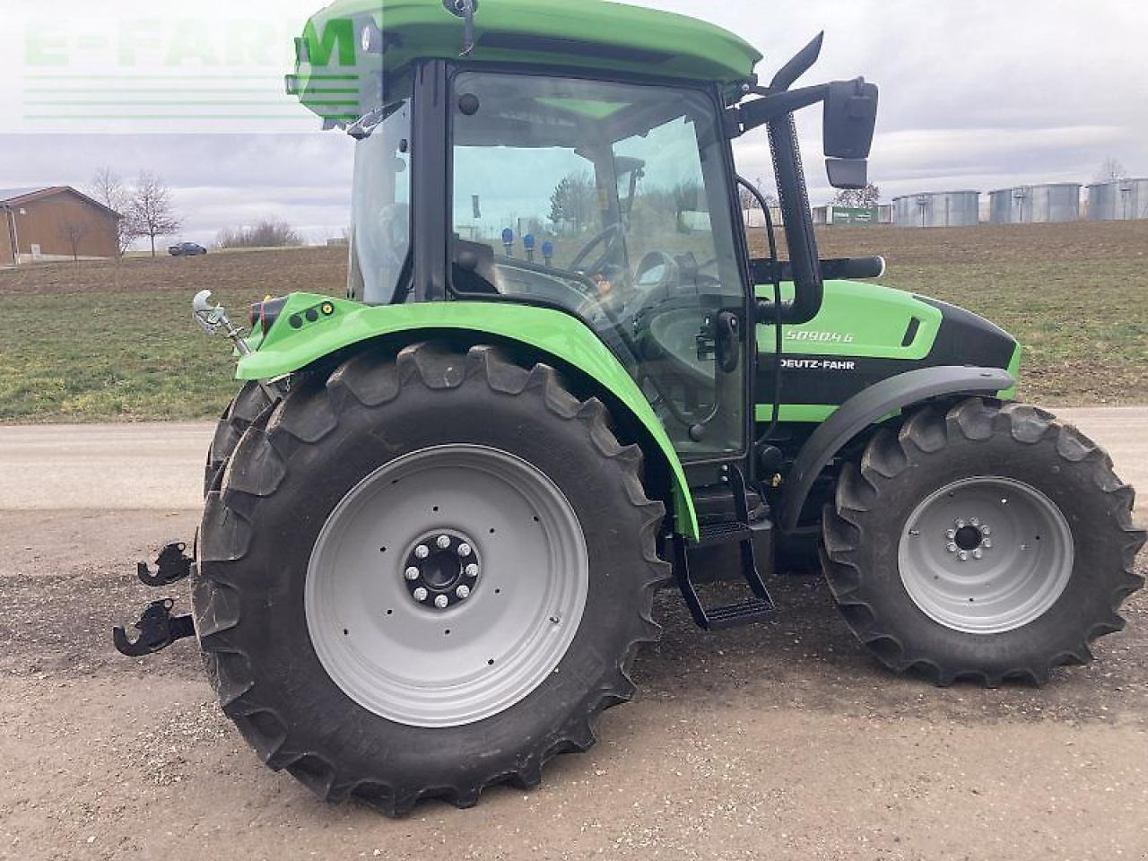 Deutz-Fahr 5090.4 g plus ls - Tracteur agricole: photos 3 Deutz-Fahr 5090.4 g plus ls - Tracteur agricole: photos 3