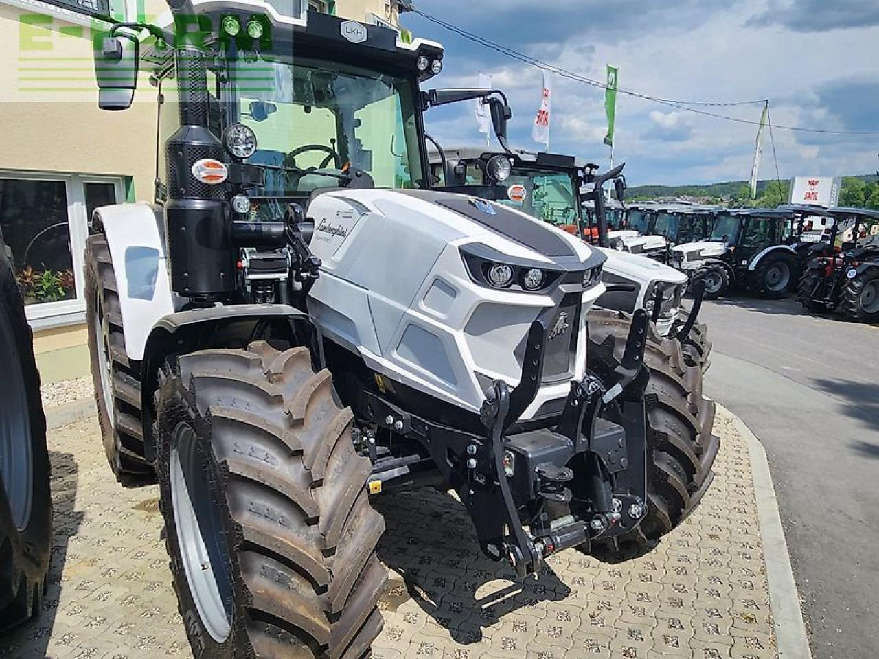 Deutz-Fahr 6125 - Tracteur agricole: photos 3 Deutz-Fahr 6125 - Tracteur agricole: photos 3