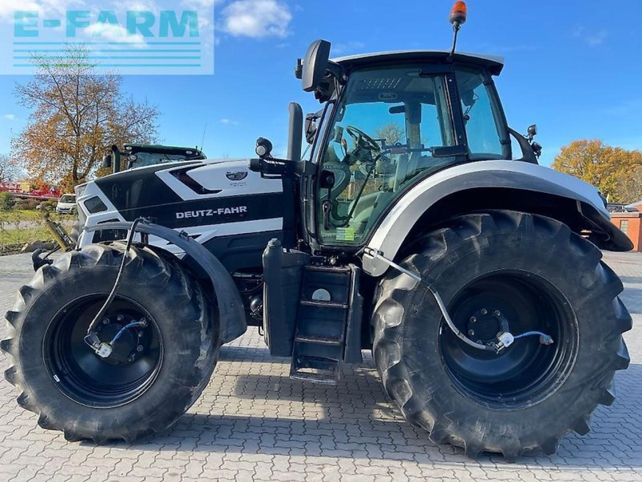 Deutz-Fahr 6215 agrotron ttv - Tracteur agricole: photos 2 Deutz-Fahr 6215 agrotron ttv - Tracteur agricole: photos 2