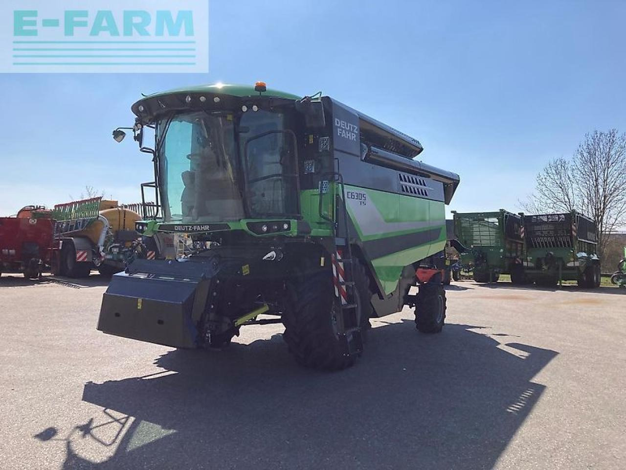 Deutz-Fahr c 6305 ts t5 - Moissonneuse-batteuse: photos 1 Deutz-Fahr c 6305 ts t5 - Moissonneuse-batteuse: photos 1