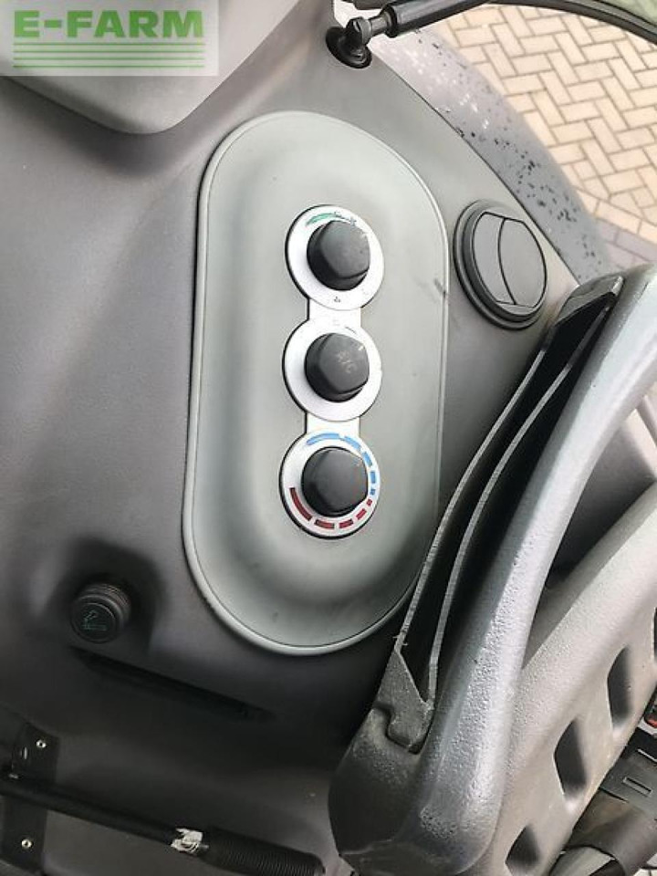 Deutz-Fahr deutz agrotron ttv430 met brede wielen - Tracteur agricole: photos 2 Deutz-Fahr deutz agrotron ttv430 met brede wielen - Tracteur agricole: photos 2