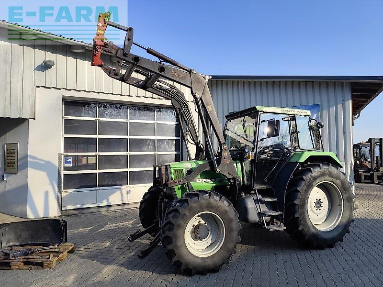 Deutz-Fahr dx 4.51 mit frontlader - Tracteur agricole: photos 1 Deutz-Fahr dx 4.51 mit frontlader - Tracteur agricole: photos 1