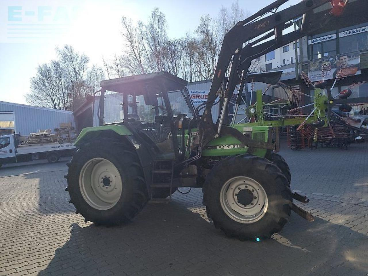 Deutz-Fahr dx 4.51 mit frontlader - Tracteur agricole: photos 3 Deutz-Fahr dx 4.51 mit frontlader - Tracteur agricole: photos 3