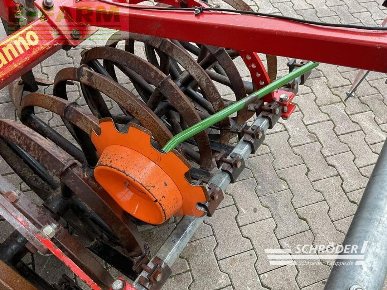 Evers strip till | garanno bi-gps 8 r62 - Décompacteur: photos 3 Evers strip till | garanno bi-gps 8 r62 - Décompacteur: photos 3