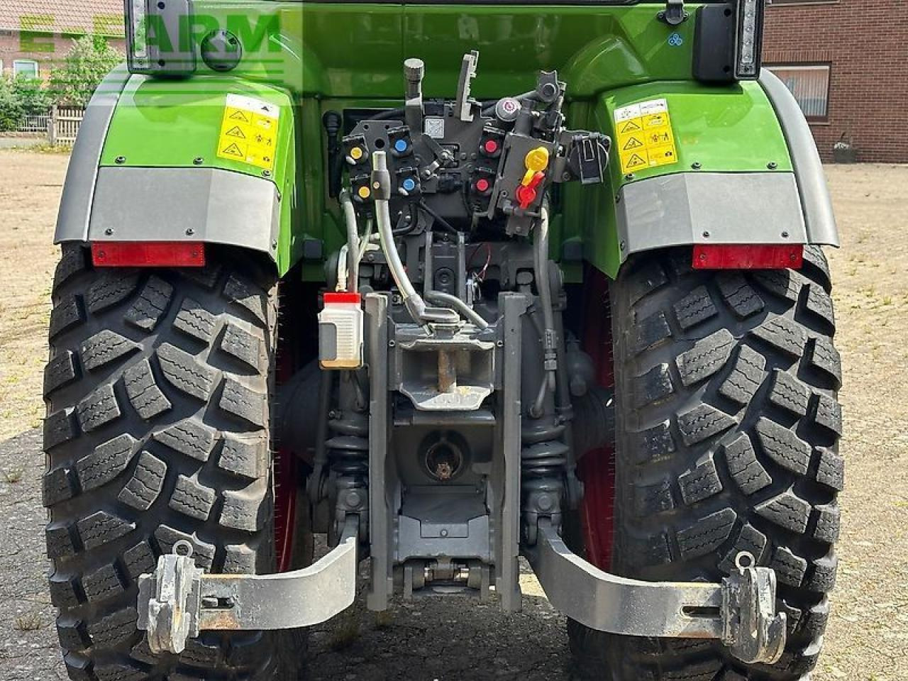 Fendt 209 f vario profi plus setting2 F - Tracteur agricole: photos 4 Fendt 209 f vario profi plus setting2 F - Tracteur agricole: photos 4