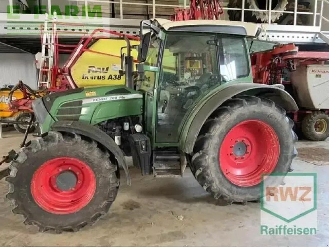 Fendt 209 vario - Tracteur agricole: photos 1 Fendt 209 vario - Tracteur agricole: photos 1