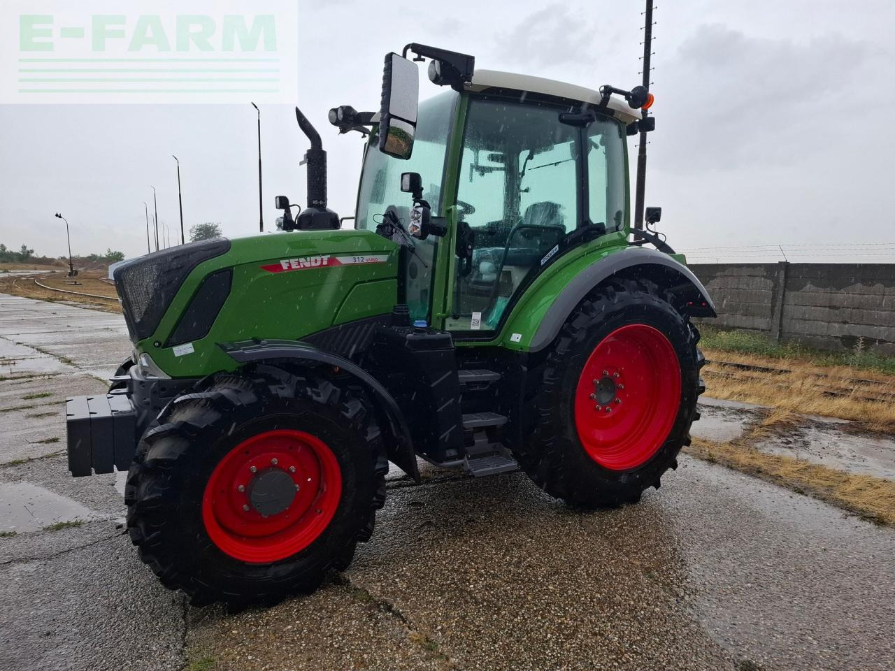 Fendt 312 Vario Gen 4 - Tracteur agricole: photos 2 Fendt 312 Vario Gen 4 - Tracteur agricole: photos 2