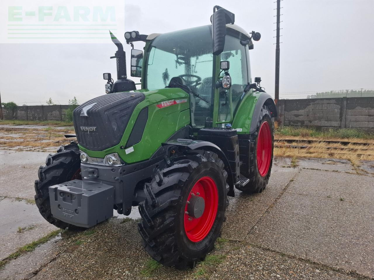 Fendt 313 Vario Gen 4 - Tracteur agricole: photos 1 Fendt 313 Vario Gen 4 - Tracteur agricole: photos 1