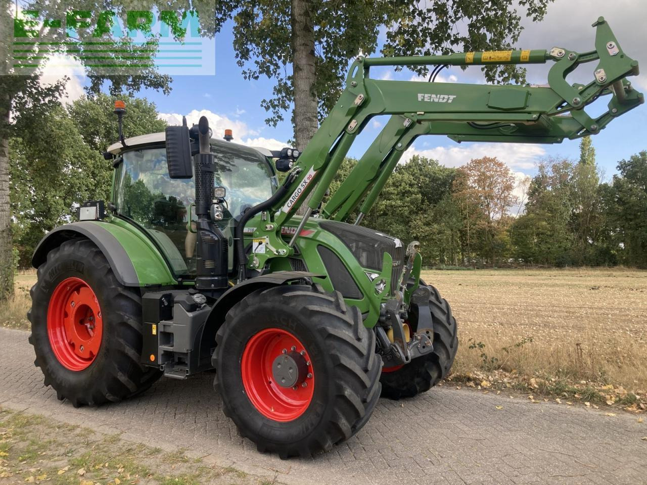 Fendt 718 vario profi+ ProfiPlus - Tracteur agricole: photos 1 Fendt 718 vario profi+ ProfiPlus - Tracteur agricole: photos 1