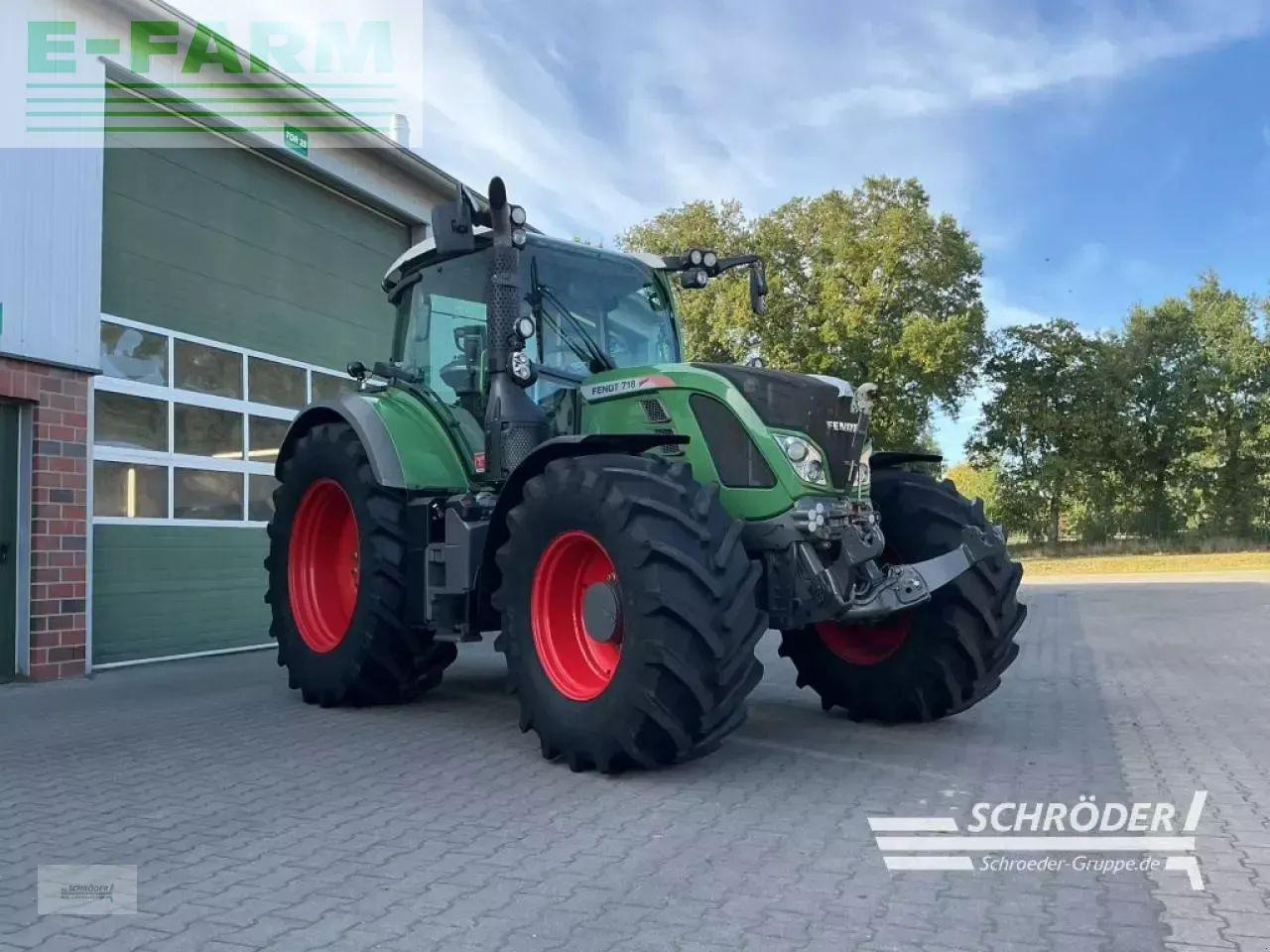 Fendt 718 vario scr profi Profi - Tracteur agricole: photos 2 Fendt 718 vario scr profi Profi - Tracteur agricole: photos 2