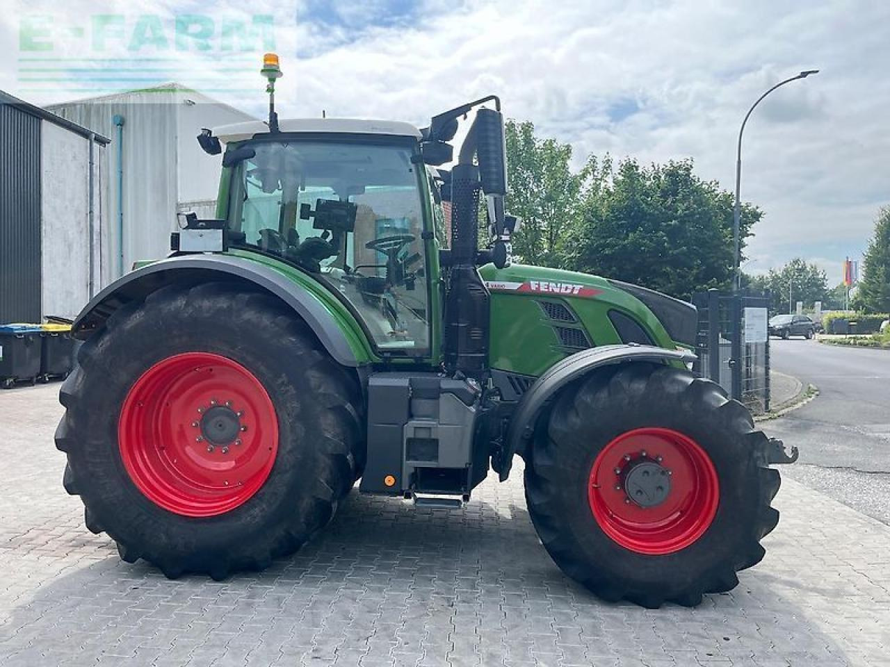 Fendt 724 gen6 profi+ - Tracteur agricole: photos 4 Fendt 724 gen6 profi+ - Tracteur agricole: photos 4