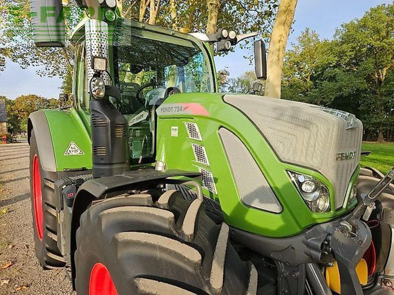 Fendt 724 s4 profi plus design line edition 718 720 722 very complete - Tracteur agricole: photos 4 Fendt 724 s4 profi plus design line edition 718 720 722 very complete - Tracteur agricole: photos 4