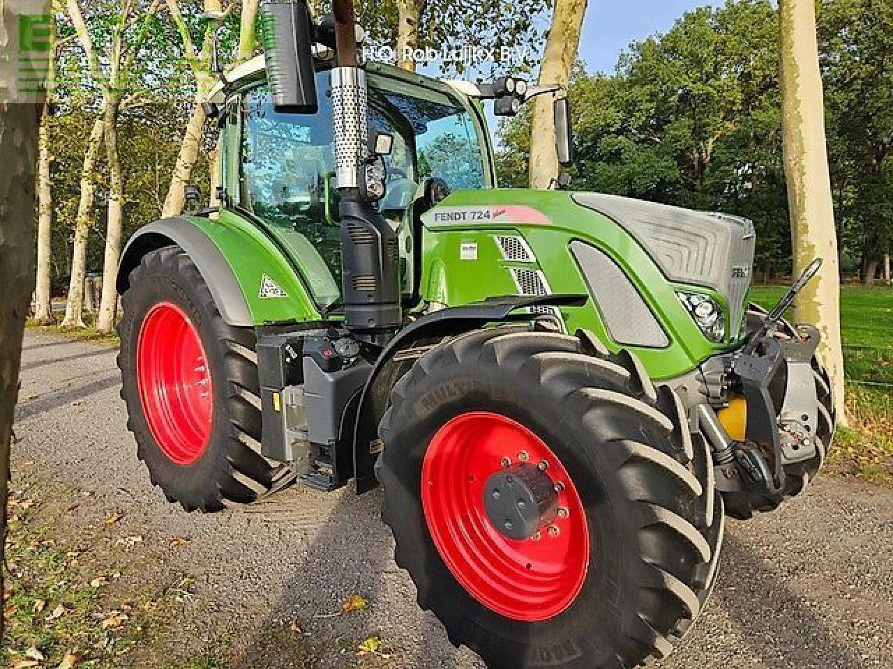 Fendt 724 s4 profi plus design line edition 718 720 722 very complete - Tracteur agricole: photos 2 Fendt 724 s4 profi plus design line edition 718 720 722 very complete - Tracteur agricole: photos 2