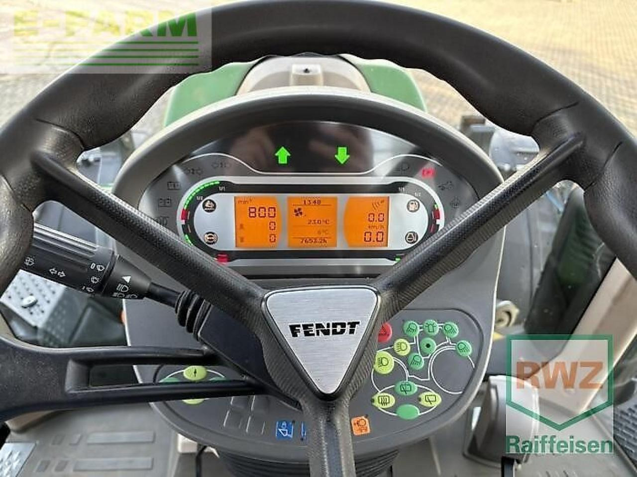 Tracteur agricole Fendt 724 vario: photos 10