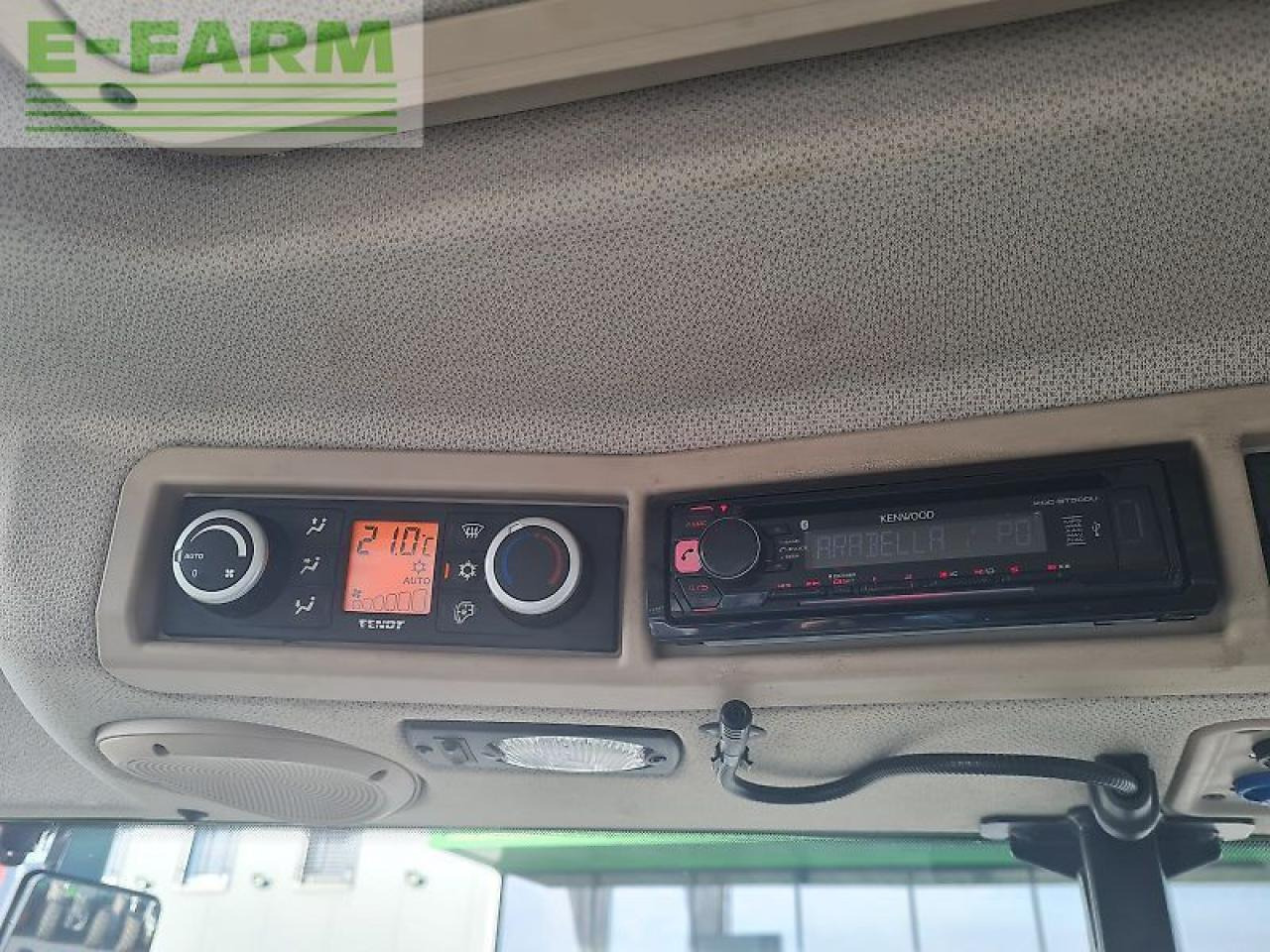 Fendt 724 vario - Tracteur agricole: photos 3 Fendt 724 vario - Tracteur agricole: photos 3