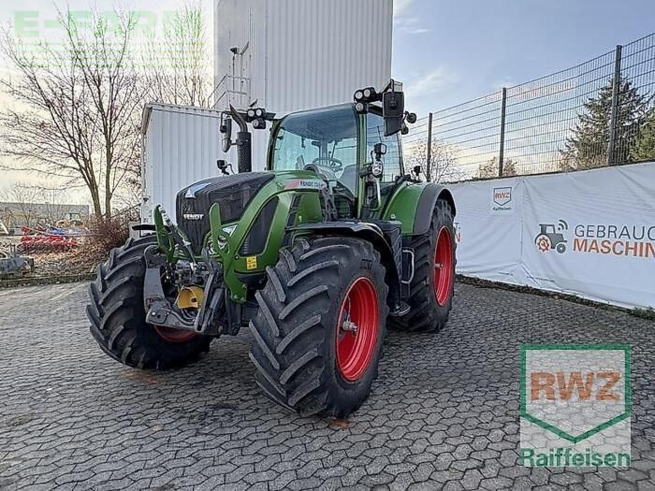 Tracteur agricole Fendt 724 vario: photos 6