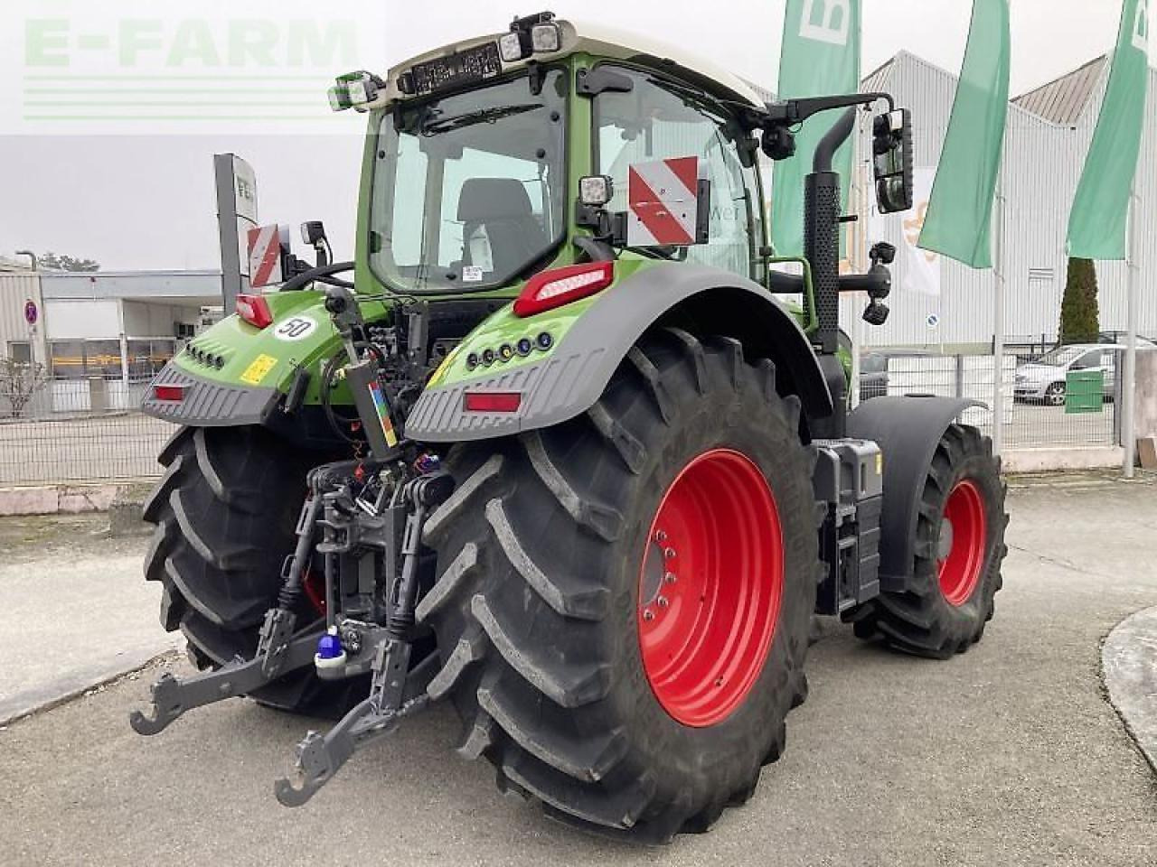Tracteur agricole Fendt 724 vario gen7 profi plus ProfiPlus: photos 8 Tracteur agricole Fendt 724 vario gen7 profi plus ProfiPlus: photos 8
