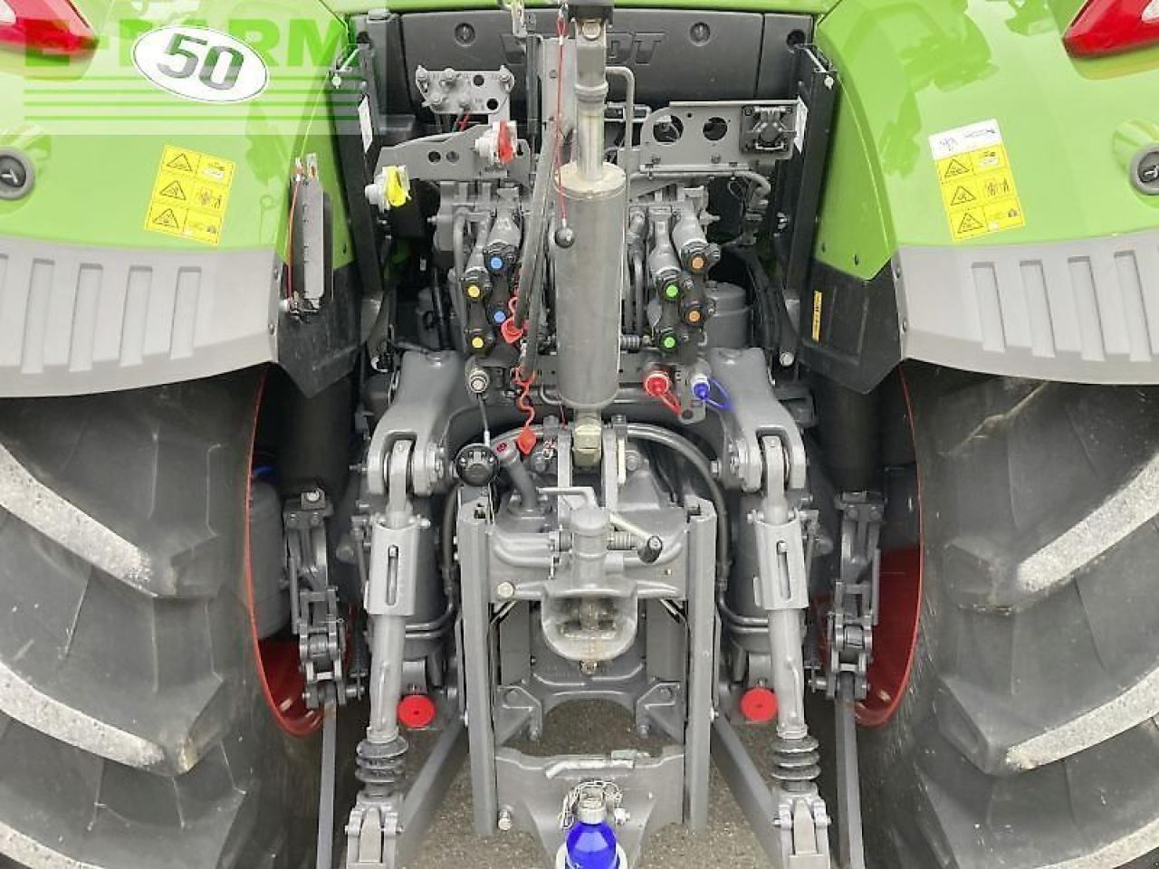Tracteur agricole Fendt 724 vario gen7 profi plus ProfiPlus: photos 13 Tracteur agricole Fendt 724 vario gen7 profi plus ProfiPlus: photos 13