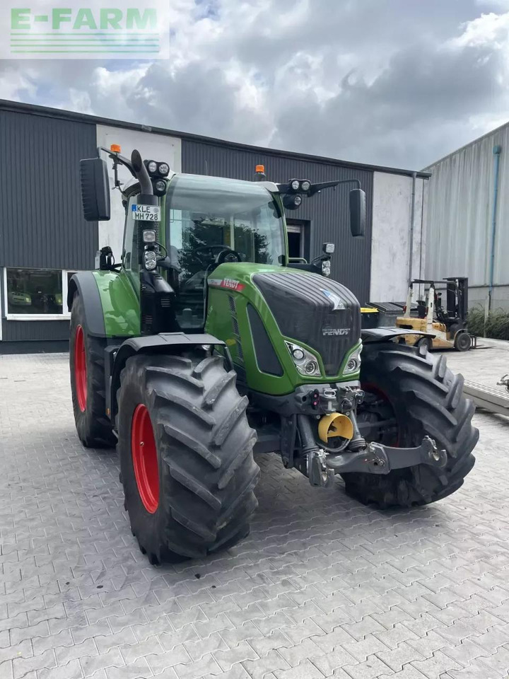 Fendt 724 vario profiplus ProfiPlus - Tracteur agricole: photos 5 Fendt 724 vario profiplus ProfiPlus - Tracteur agricole: photos 5