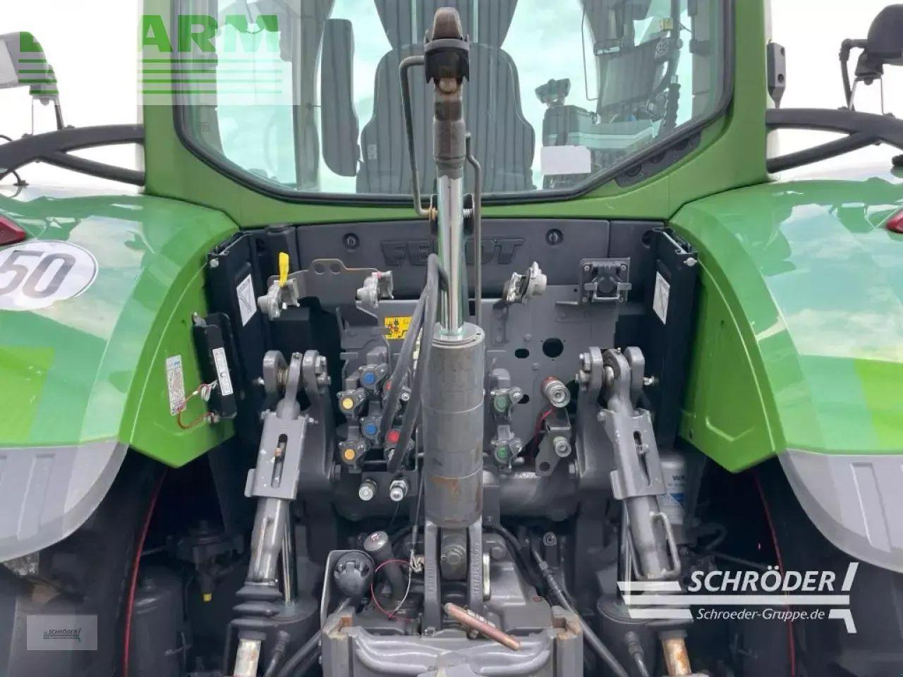 Tracteur agricole Fendt 724 vario s4 profi plus ProfiPlus: photos 17