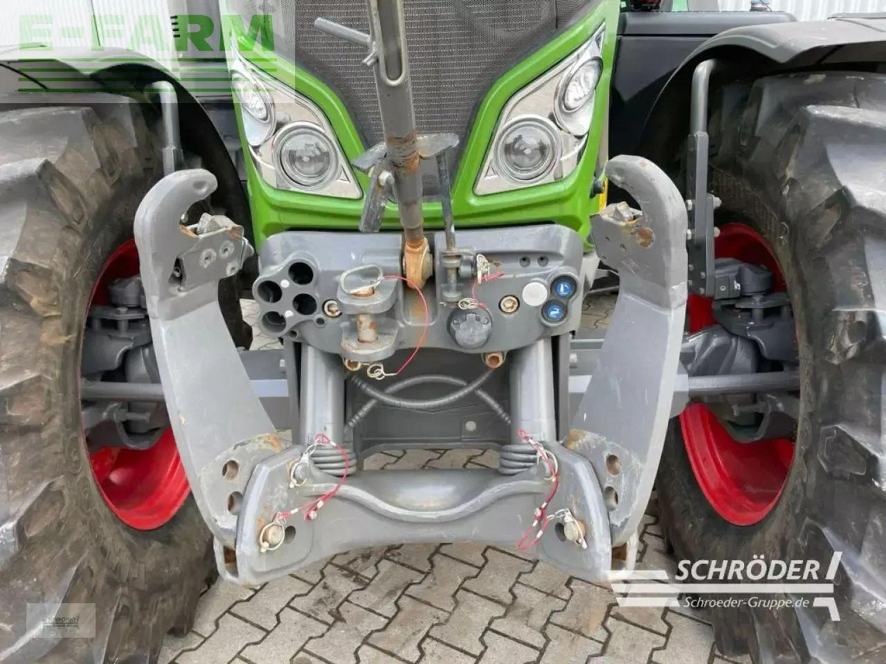 Tracteur agricole Fendt 724 vario s4 profi plus ProfiPlus: photos 7