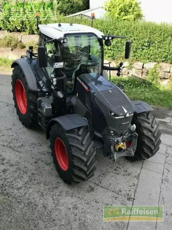 Fendt 728 vario gen7 - Tracteur agricole: photos 1 Fendt 728 vario gen7 - Tracteur agricole: photos 1