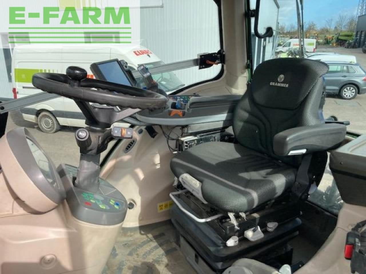 Tracteur agricole Fendt 824 vario profi plus ProfiPlus: photos 13