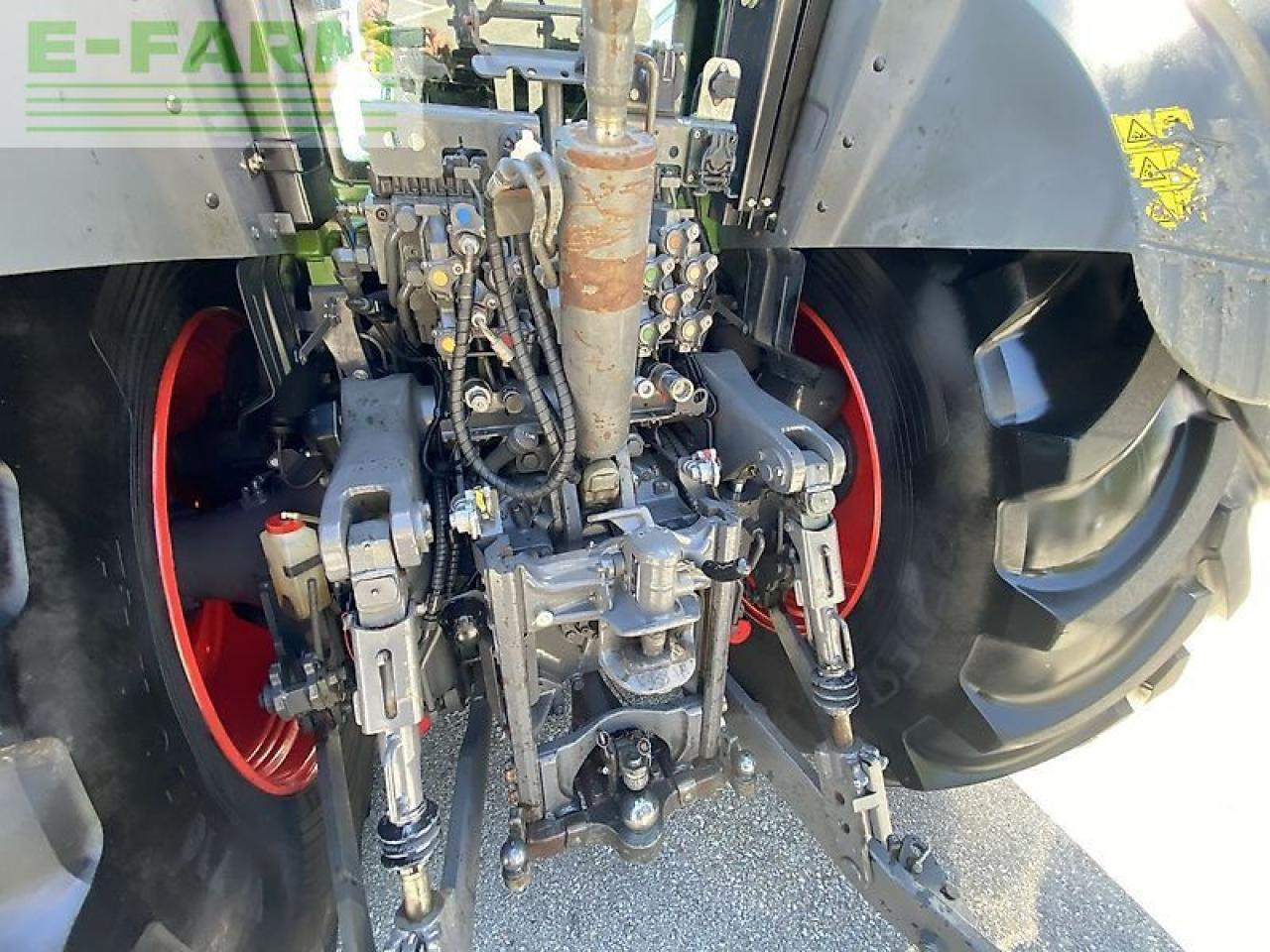 Tracteur agricole Fendt 828 vario profi+ ProfiPlus: photos 9