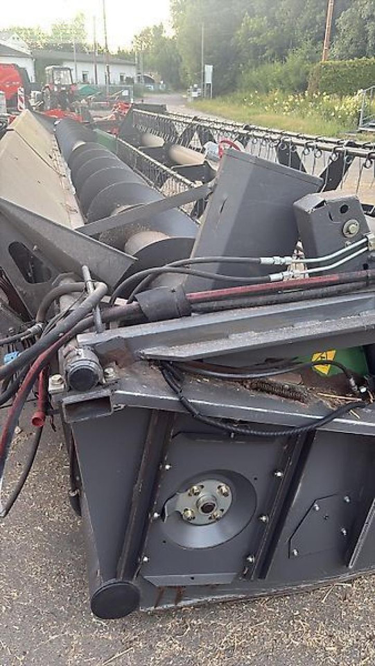 Fendt 8400 p al - Moissonneuse-batteuse: photos 4 Fendt 8400 p al - Moissonneuse-batteuse: photos 4