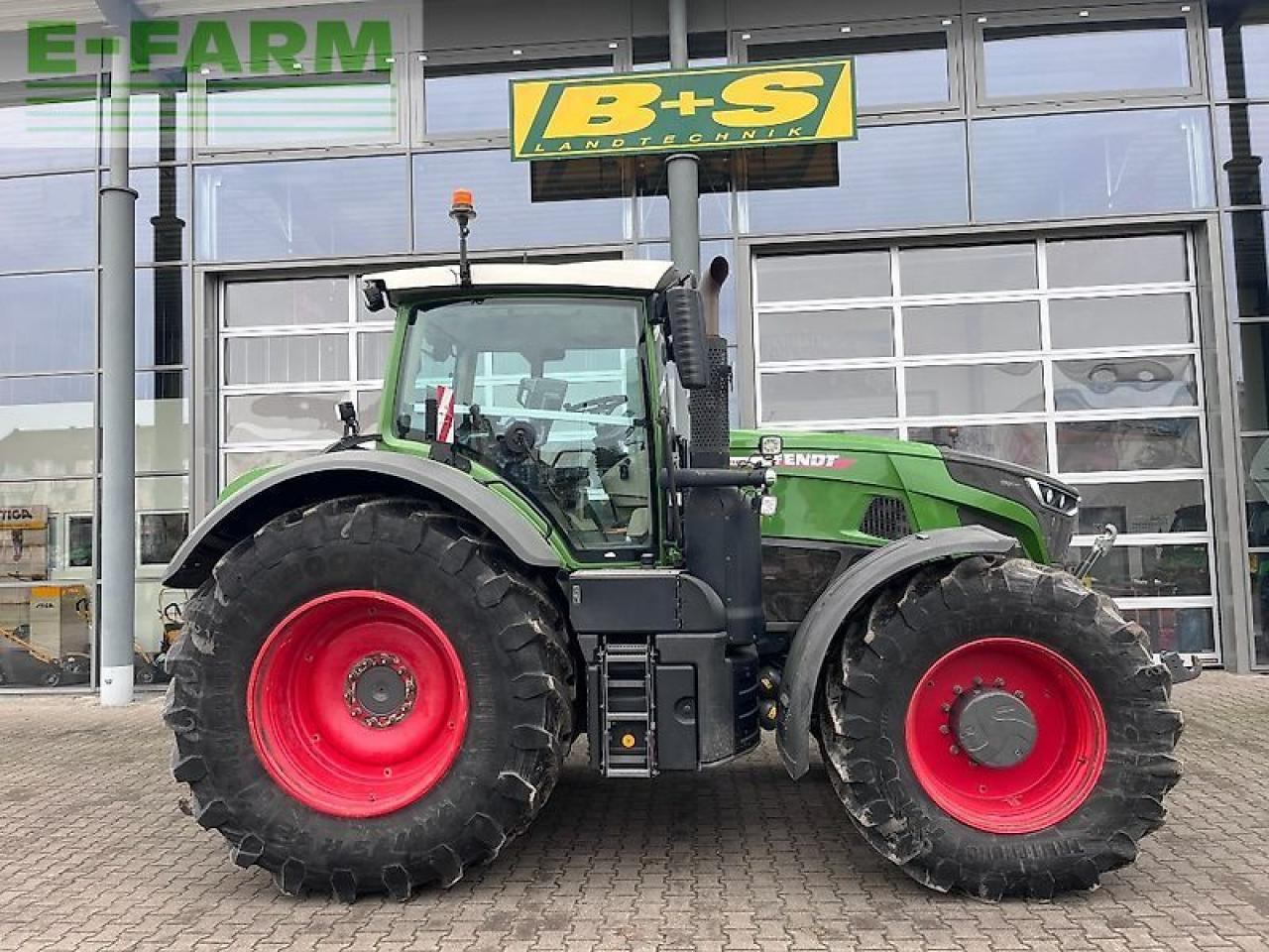 Fendt 936 vario - Tracteur agricole: photos 1 Fendt 936 vario - Tracteur agricole: photos 1