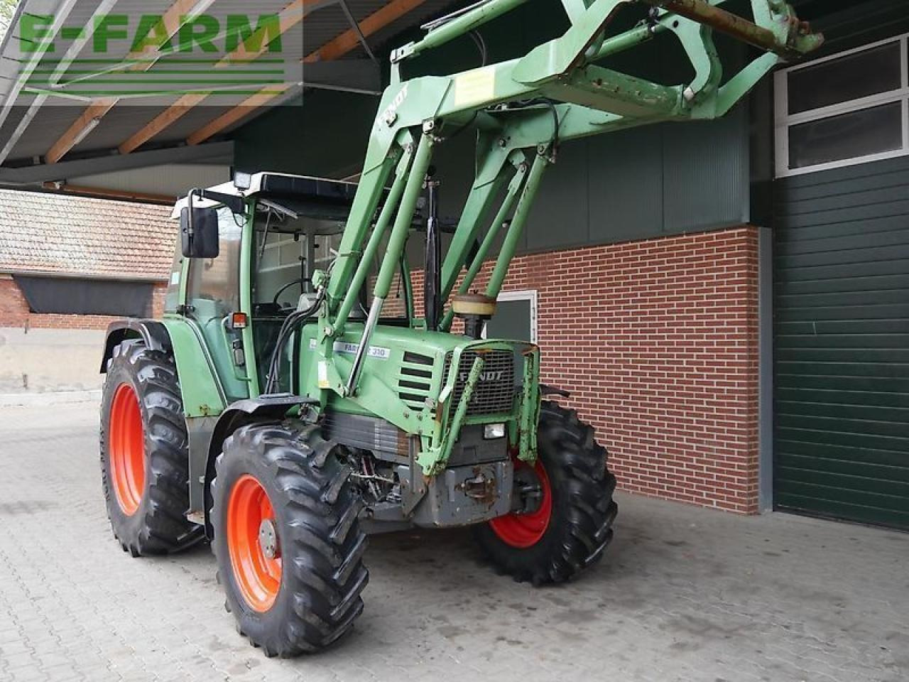 Fendt famer 310 e frontlader druckluft - Tracteur agricole: photos 2 Fendt famer 310 e frontlader druckluft - Tracteur agricole: photos 2