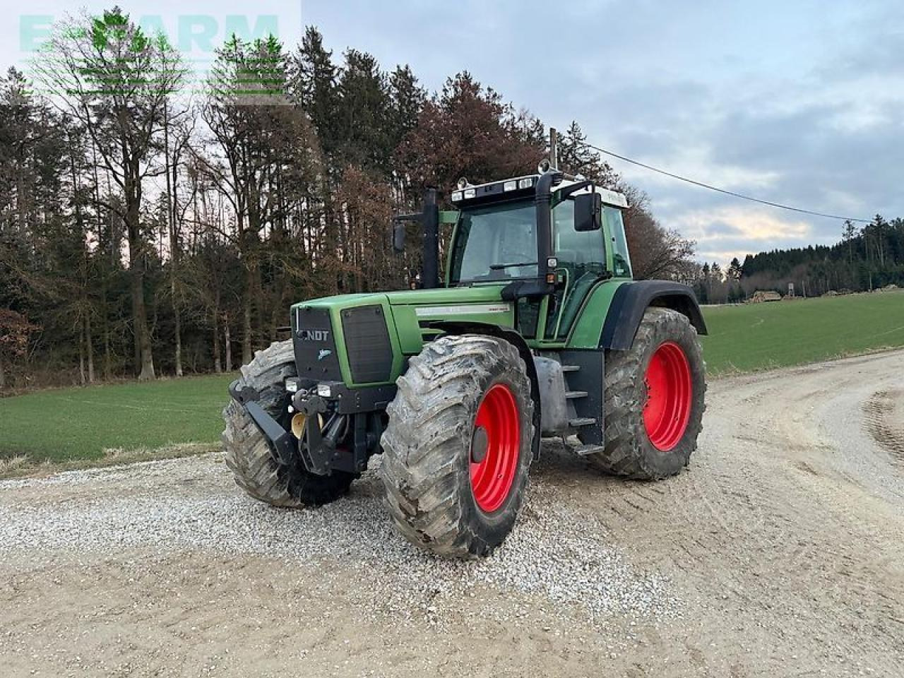 Fendt favorit 924 vario - Tracteur agricole: photos 1 Fendt favorit 924 vario - Tracteur agricole: photos 1