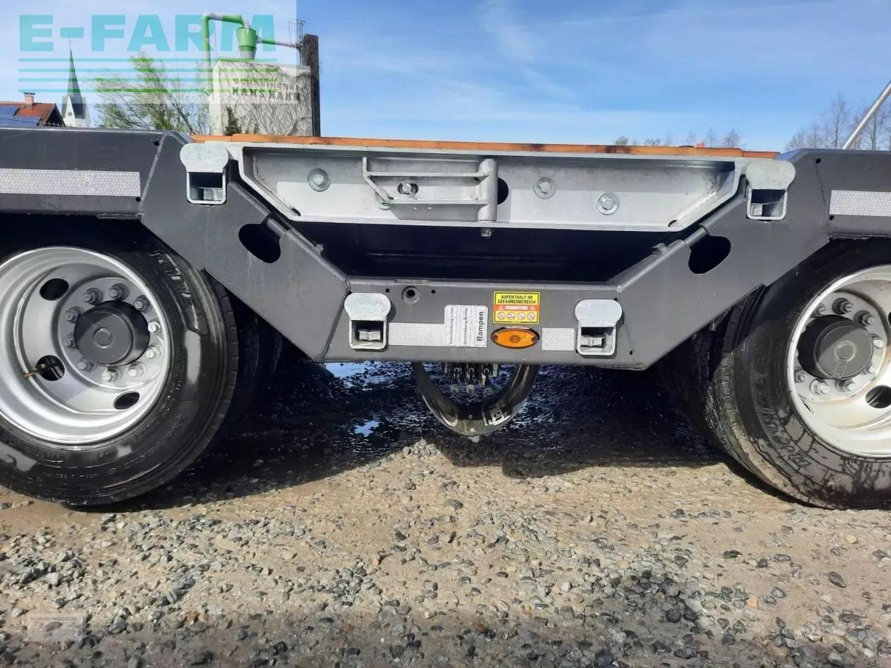 Fliegl dts 300 - Remorque porte-engin surbaissée: photos 4 Fliegl dts 300 - Remorque porte-engin surbaissée: photos 4