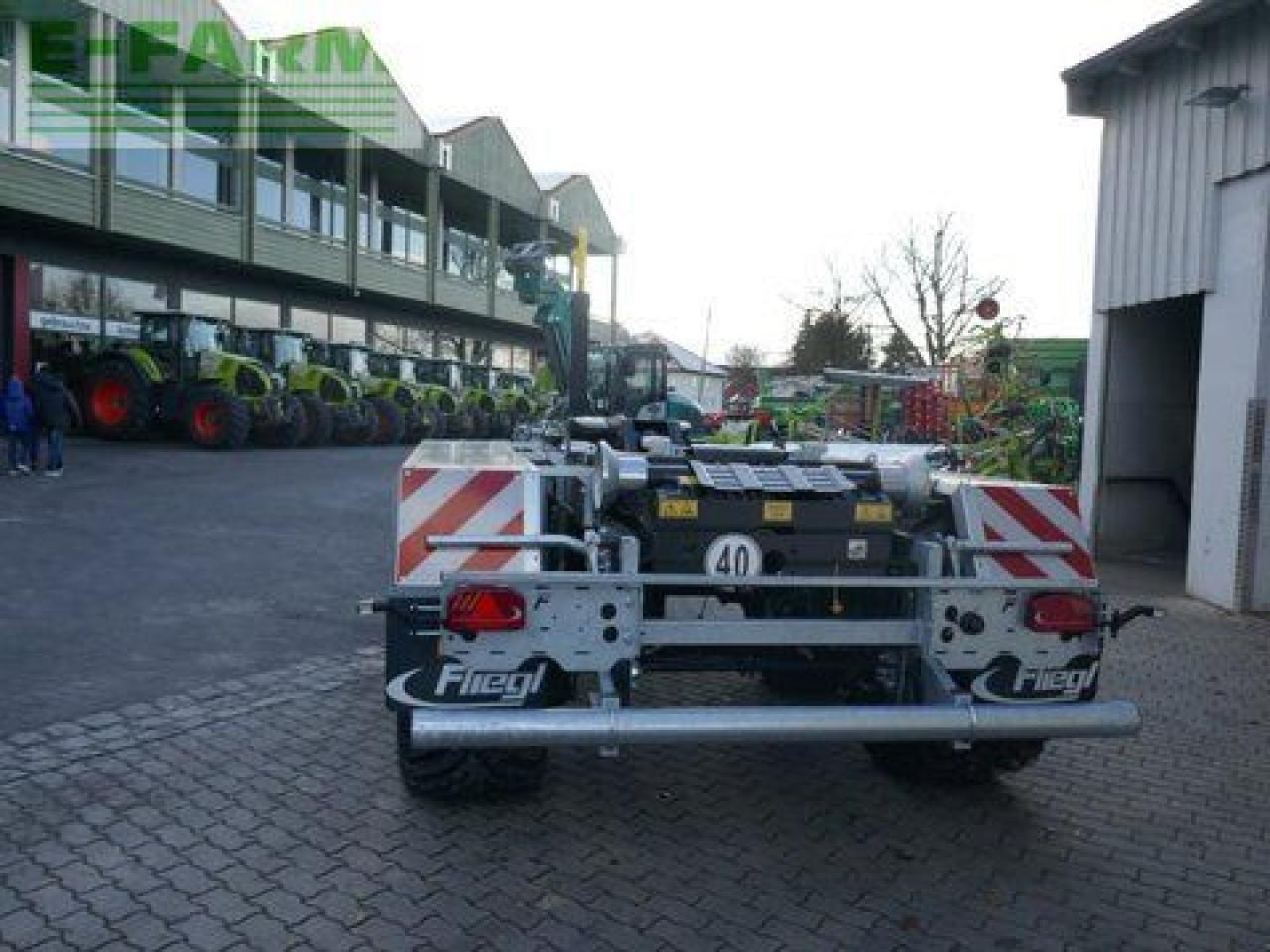 Fliegl hkl 22 - tandem abrollkipper - Remorque ampliroll/ Multibenne: photos 4 Fliegl hkl 22 - tandem abrollkipper - Remorque ampliroll/ Multibenne: photos 4