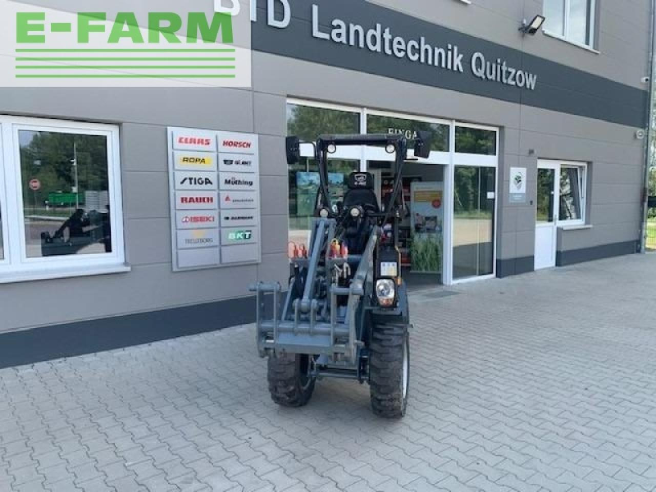 Giant g1500 - Valet de ferme: photos 1 Giant g1500 - Valet de ferme: photos 1