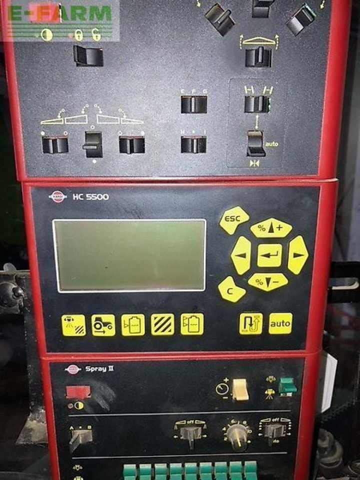 Hardi navigator 4000 - Pulvérisateur traîné: photos 2 Hardi navigator 4000 - Pulvérisateur traîné: photos 2