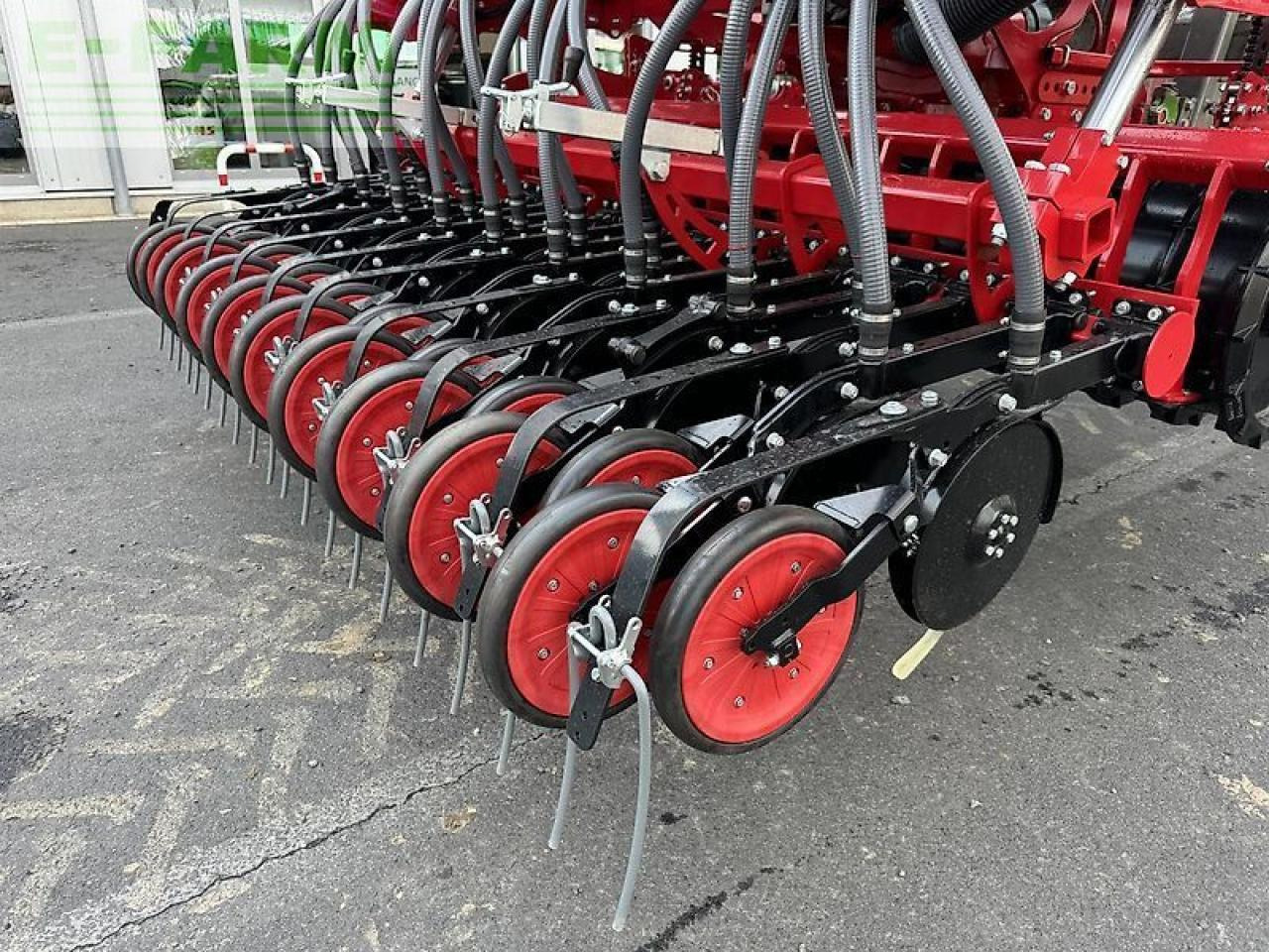 Horsch express 3 kr - Semoir: photos 5 Horsch express 3 kr - Semoir: photos 5