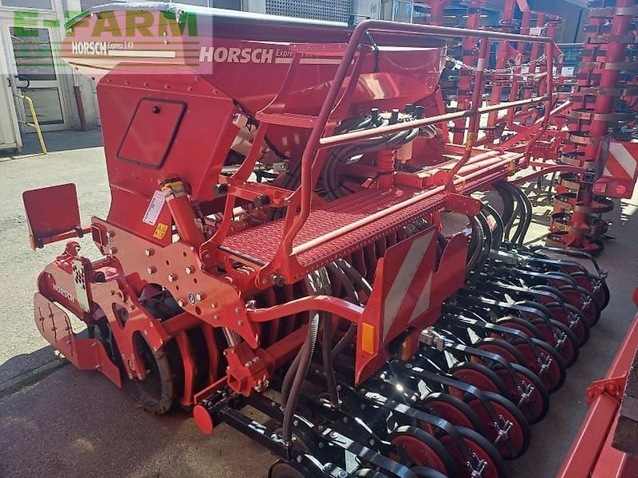 Horsch express 3 kr - Semoir: photos 3 Horsch express 3 kr - Semoir: photos 3