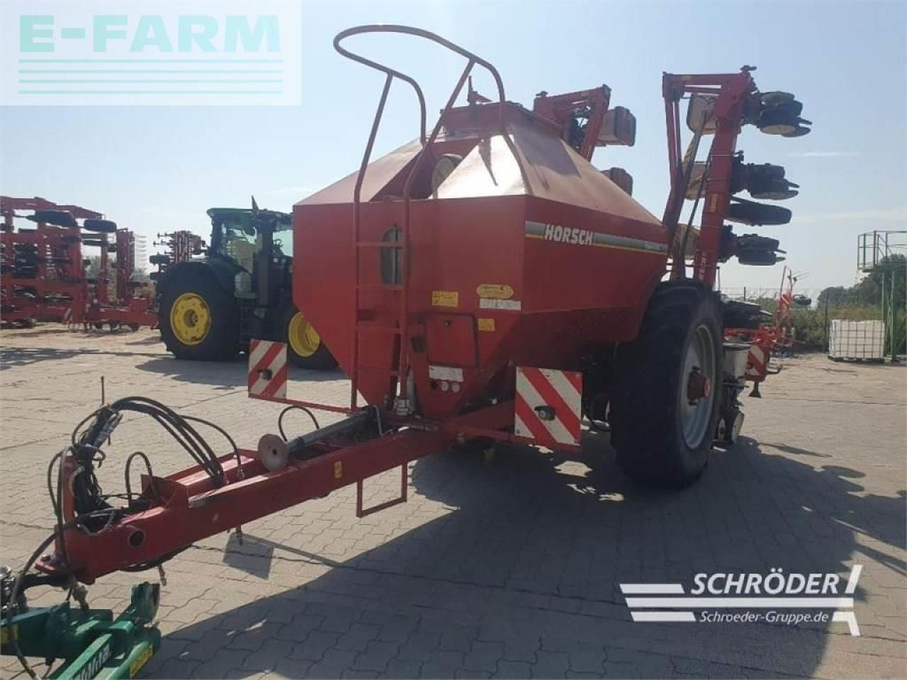 Horsch maestro 12 rc - Semoir monograine: photos 1 Horsch maestro 12 rc - Semoir monograine: photos 1