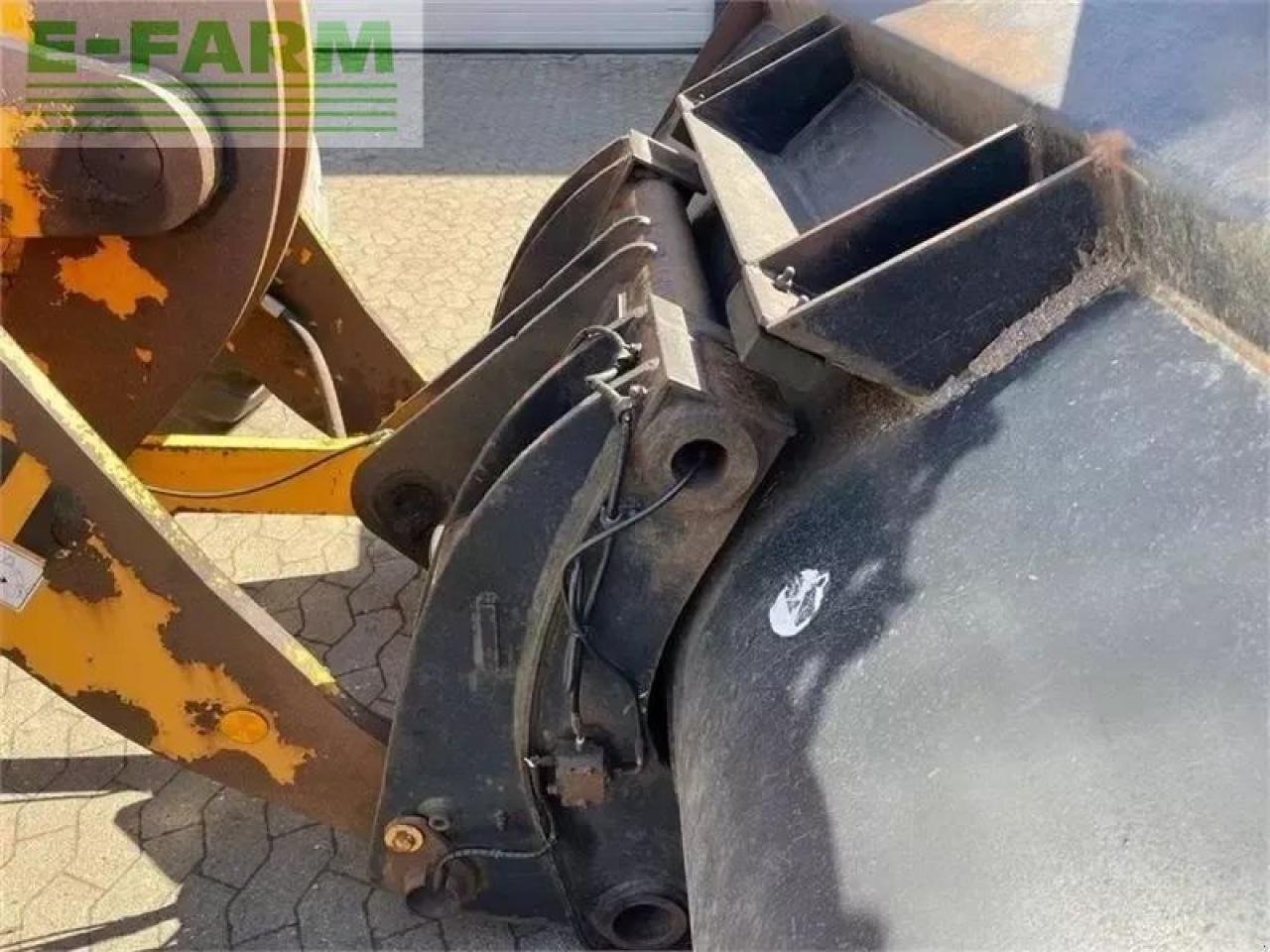 Hyundai hl 740-7 med højtipskovl - Mini pelle: photos 4 Hyundai hl 740-7 med højtipskovl - Mini pelle: photos 4