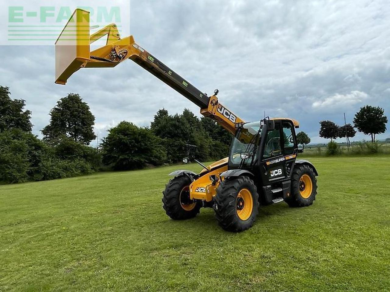JCB 538-60 agri super - Chariot télescopique: photos 1 JCB 538-60 agri super - Chariot télescopique: photos 1