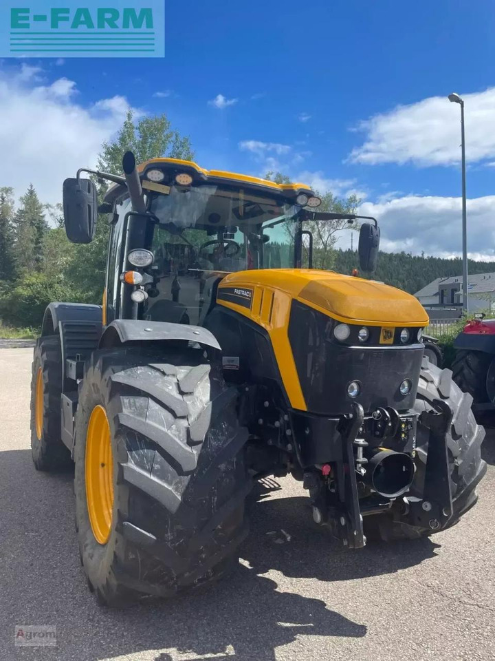 JCB fastrac 4220 - Tracteur agricole: photos 4 JCB fastrac 4220 - Tracteur agricole: photos 4