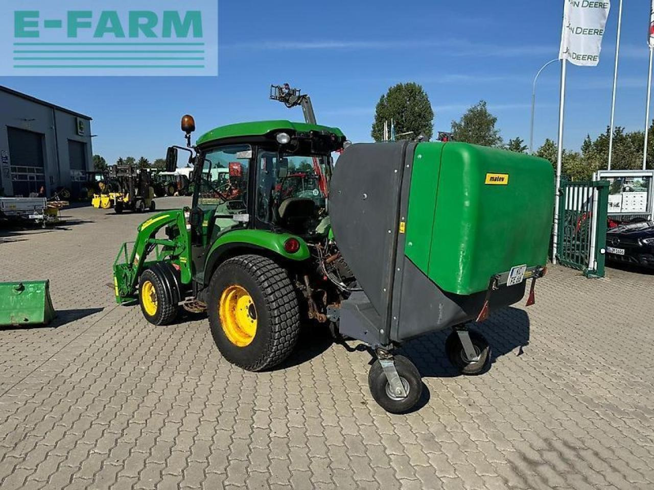 John Deere 3720 - Tracteur agricole: photos 3 John Deere 3720 - Tracteur agricole: photos 3