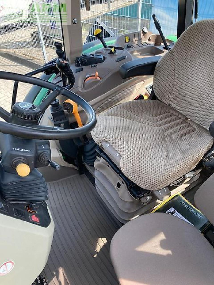 John Deere 5090m - Tracteur agricole: photos 3 John Deere 5090m - Tracteur agricole: photos 3