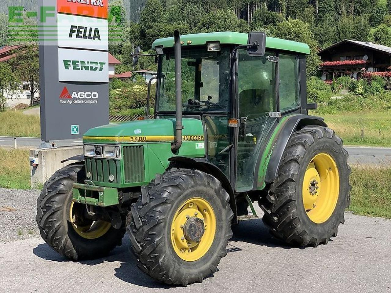 John Deere 5400 a - Tracteur agricole: photos 2 John Deere 5400 a - Tracteur agricole: photos 2
